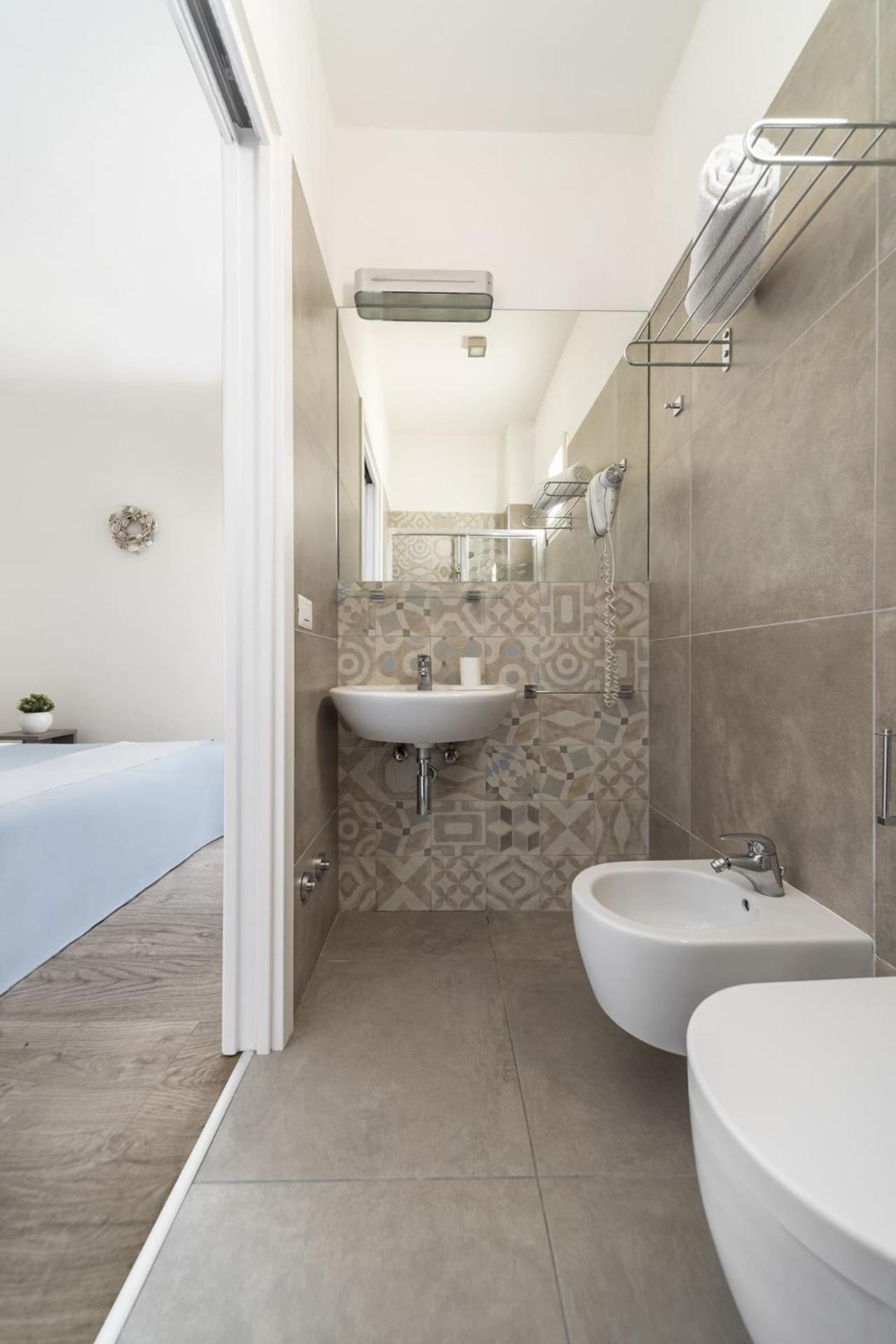 Hotel Annalisa Риччоне Экстерьер фото